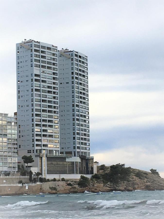Apartamentos Benivistas Benidorm Bagian luar foto